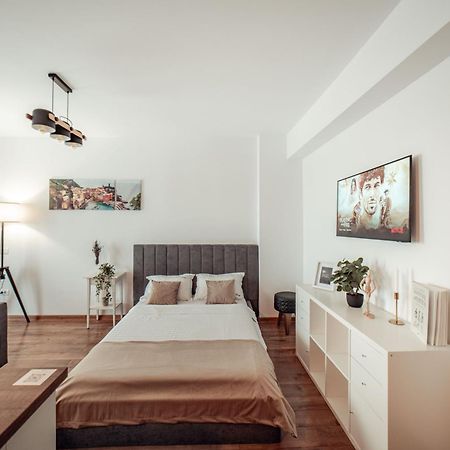 Palas Mall - Cozy Studios And Flats Яссы Экстерьер фото